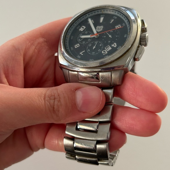 Vintage Andrew Marc A21001TP01 Water Resistant Watch - Needs Battery Replaced - Picture 13 of 16